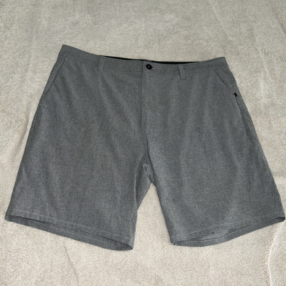 Vuori AIM Shorts Men's Size 36 Preppy Smart Casual Flat Front Chino 8" 5 Pocket